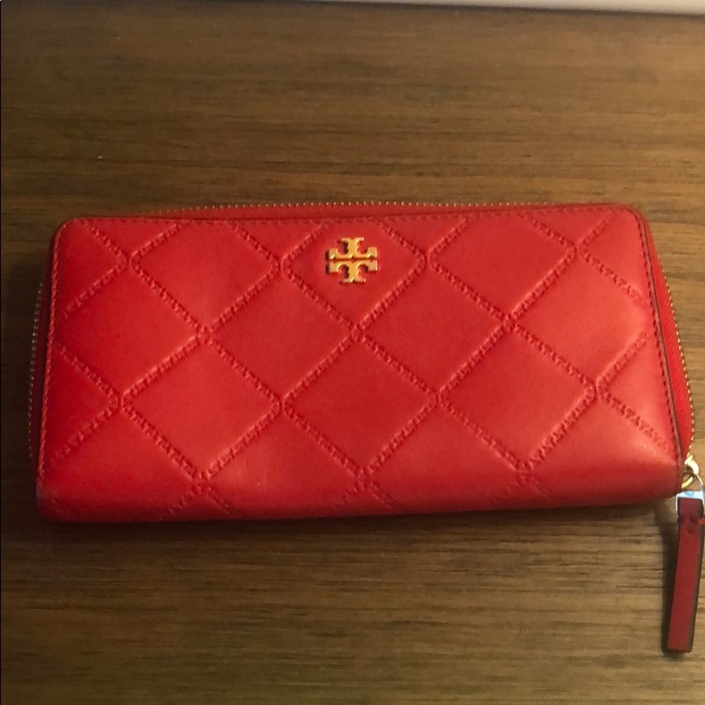 Tory Burch wallet